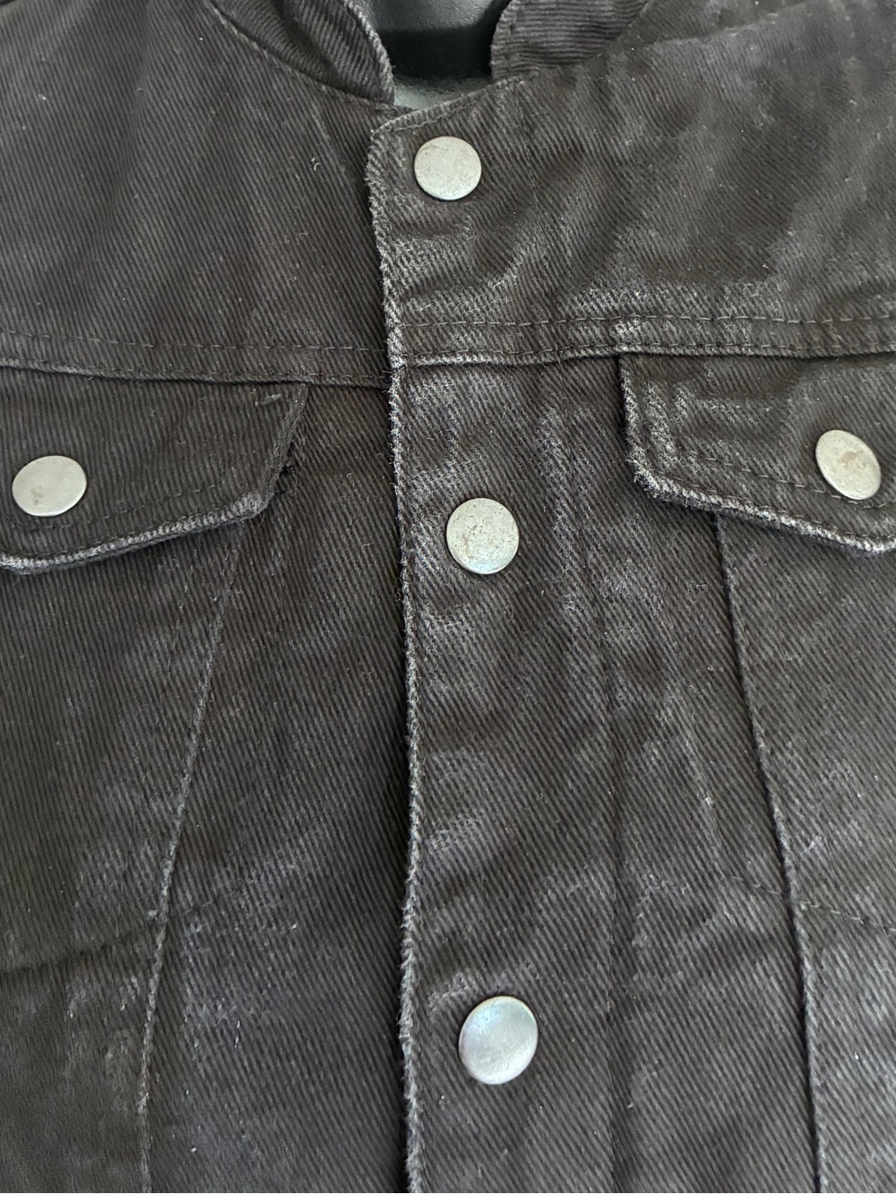 Unik Denim Faded Black Sleeveless Moto Grunge Biker Denim Vest Snap Front Sz M - Picture 8 of 8